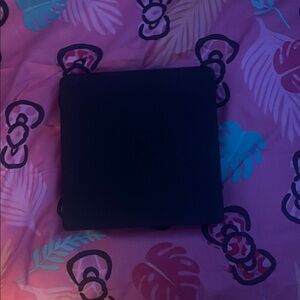 Used ps4 with chords no controller